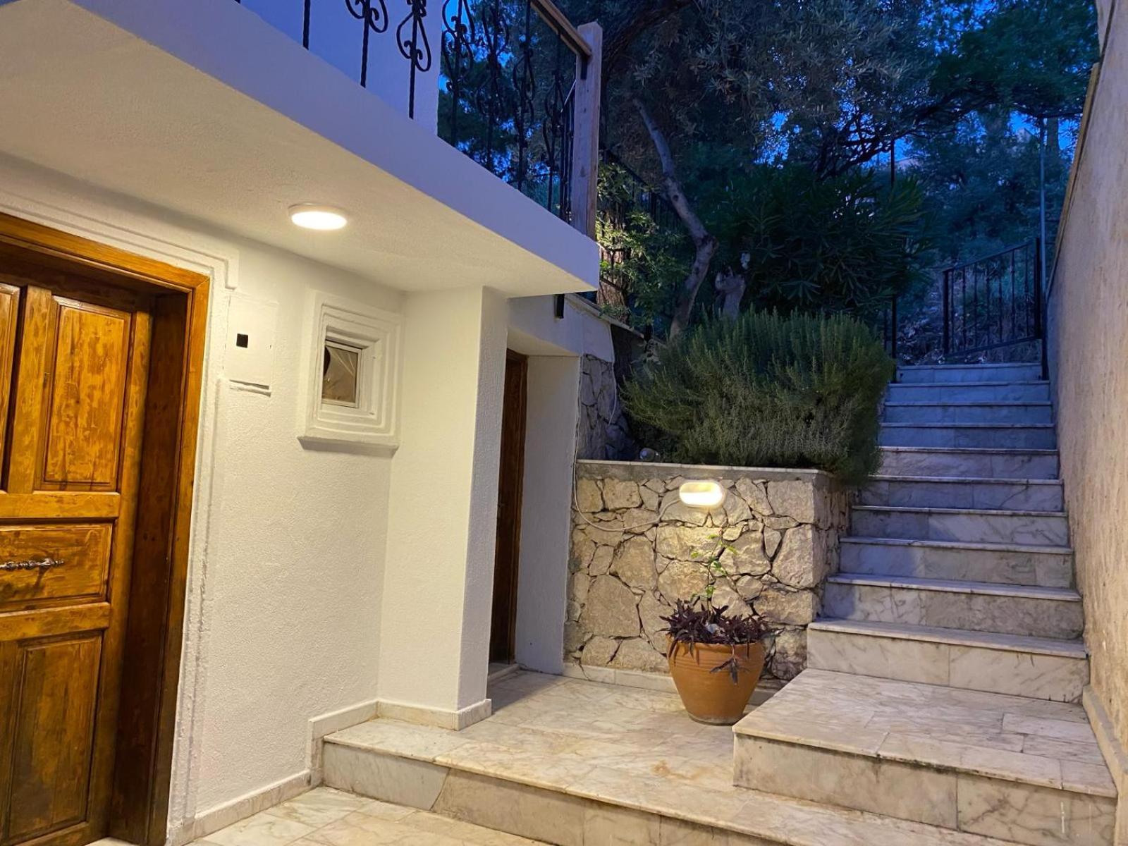 Villa Zeytin Каш Екстериор снимка